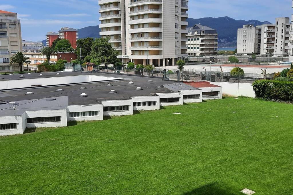 Reformado, A 2Min De Playa, En La Mejor Zona. Apartment Laredo Exterior photo